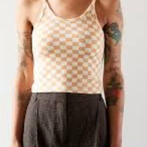 ARQ checkered tank maroon and mustard.
